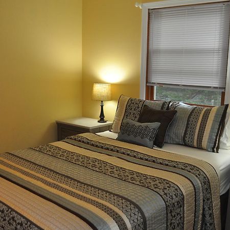 The M-22 Inn Glen Arbor Bagian luar foto